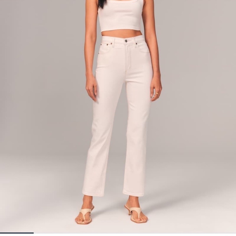 Abercrombie & Fitch Petite Ultra High Rise Ankle Straight Jeans Stretch Cream‎